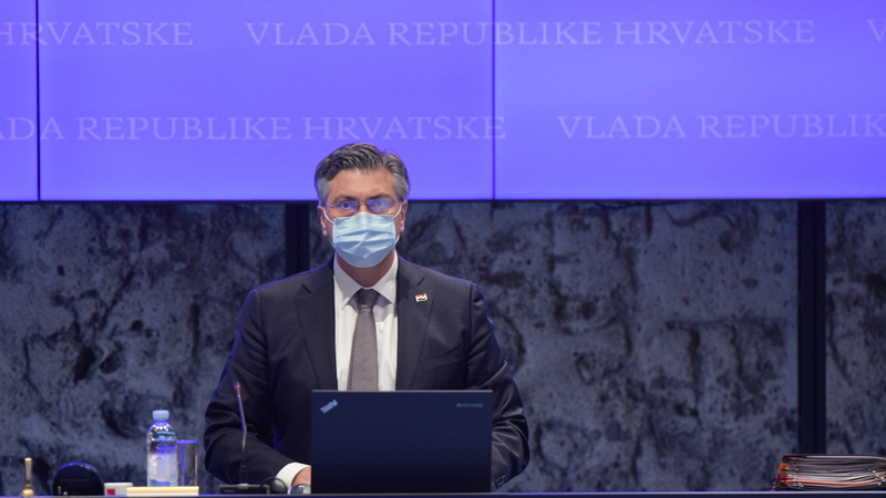 Plenković o covid potvrdama: Oni koji su zaštićeni kao lički medvjedi pozivaju na neposluh, to ne dolazi u obzir